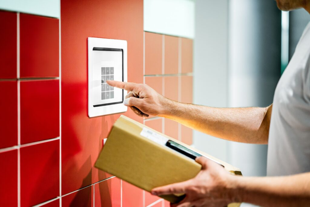 Package locker, Post locker
